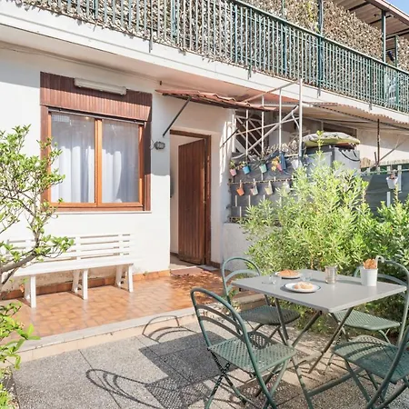 Casa Scogliera Apartment Aci Castello Exterior photo